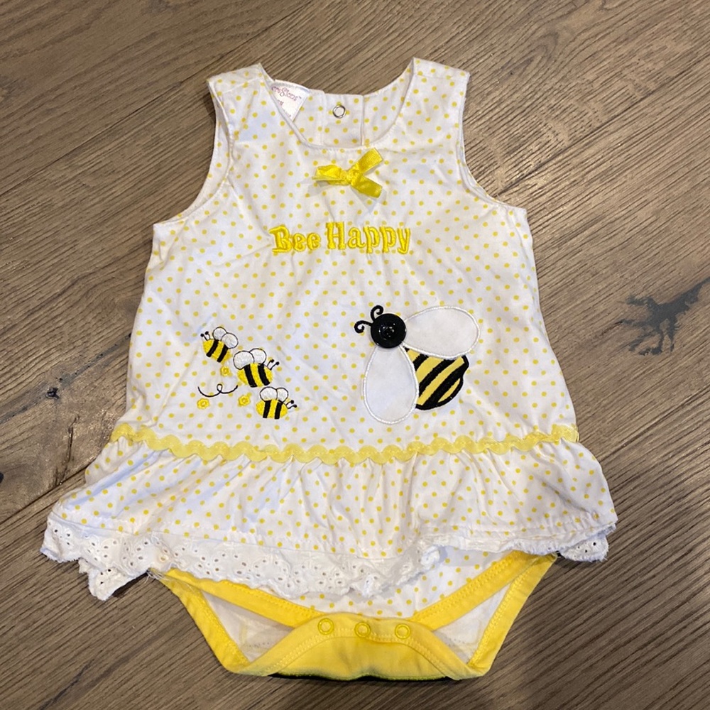 Baby Girls “Bee Happy” outfit